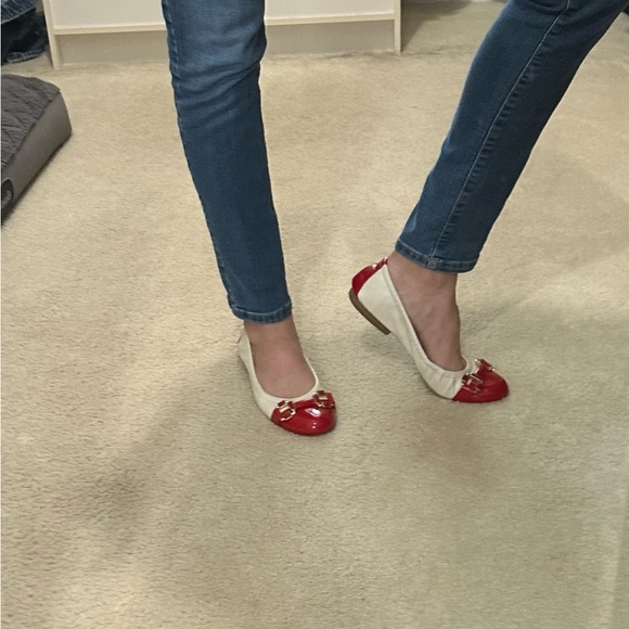 Tahari Gloria Leather Ballet flats. Cream and red size 6.5 - Picture 5 of 8